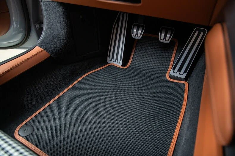 2023 Porsche 992 Sport Classic - Image 21 of 31