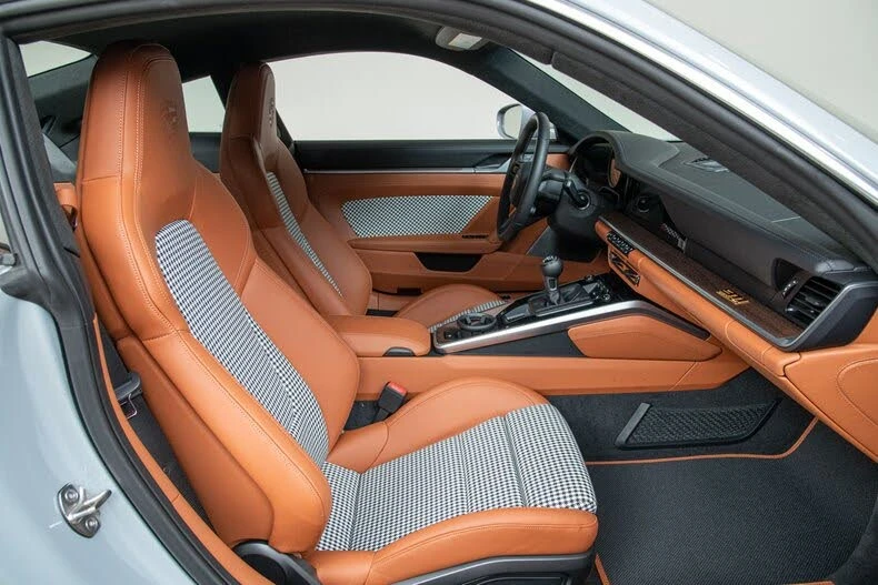 2023 Porsche 992 Sport Classic - Image 25 of 31