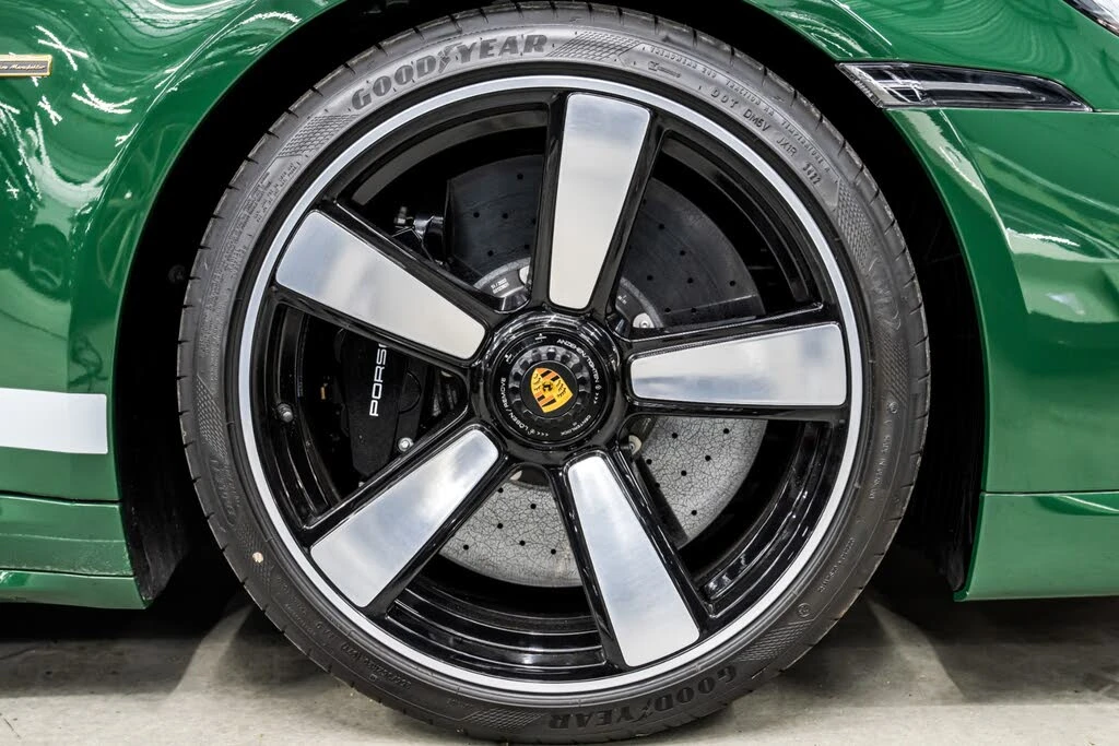 2023 Porsche 992 Sport Classic - Image 9 of 31