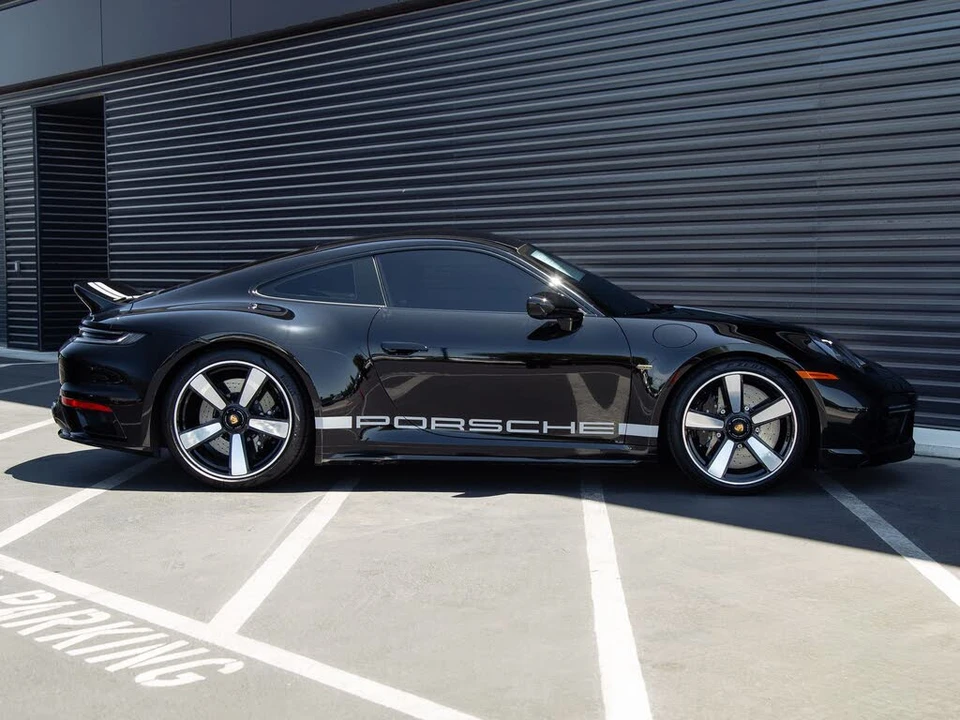 2023 Porsche 992 Sport Classic - Image 8 of 27