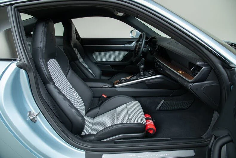 2023 Porsche 992 Sport Classic - Image 29 of 31