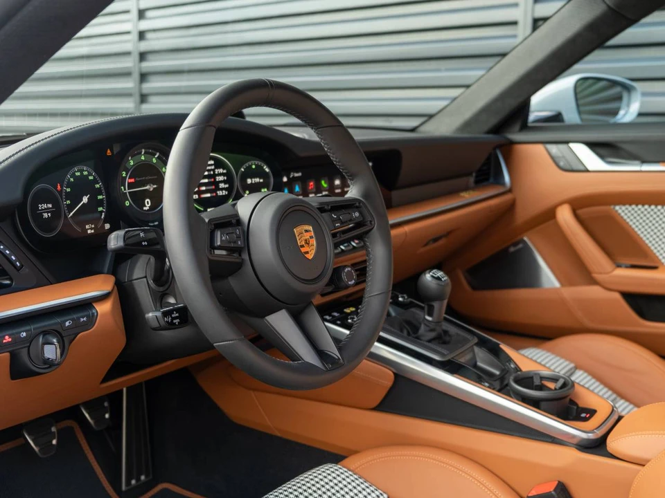 2023 Porsche 992 Sport Classic - Image 4 of 5