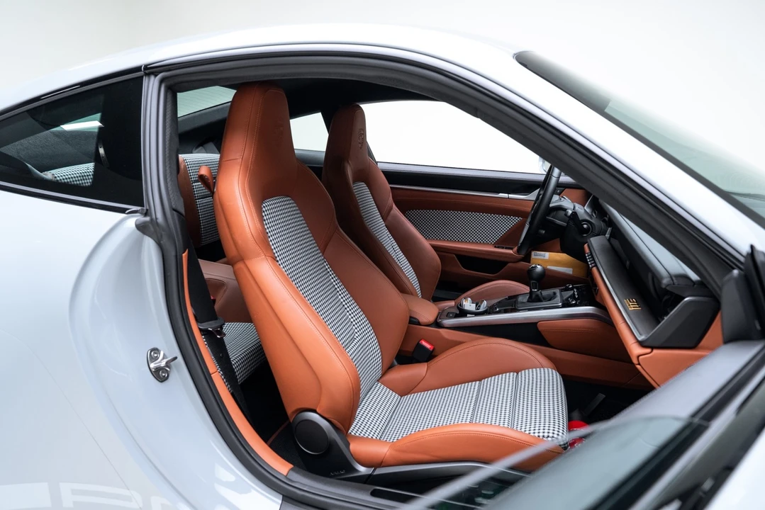 2023 Porsche 992 Sport Classic - Image 20 of 31