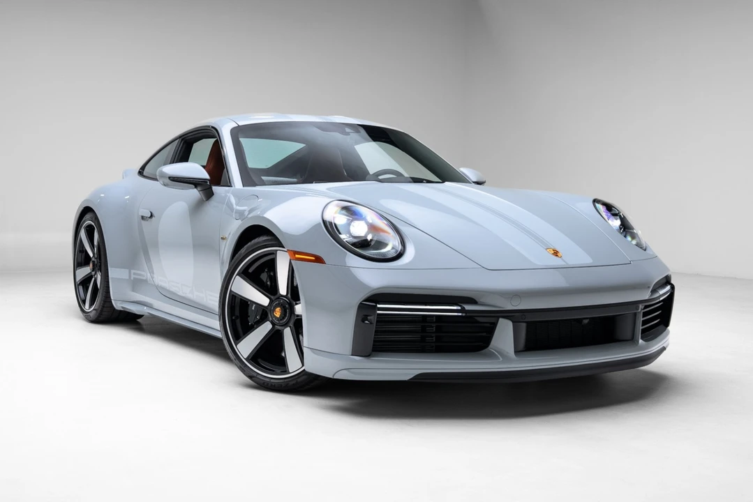 2023 Porsche 992 Sport Classic - Image 27 of 31