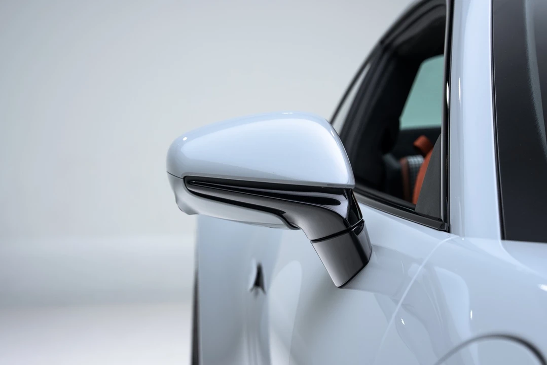2023 Porsche 992 Sport Classic - Image 15 of 31