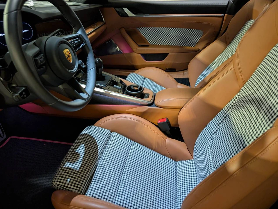 2023 Porsche 992 Sport Classic - Image 4 of 5