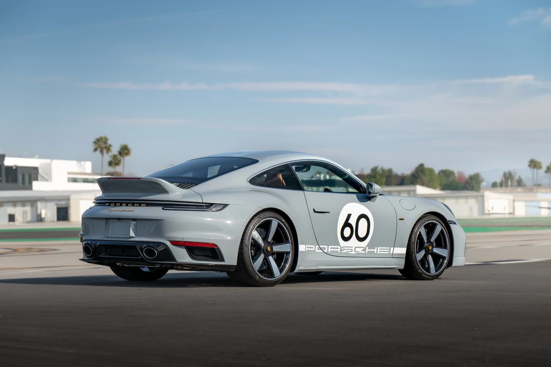 2023 Porsche 992 Sport Classic - Image 8 of 31