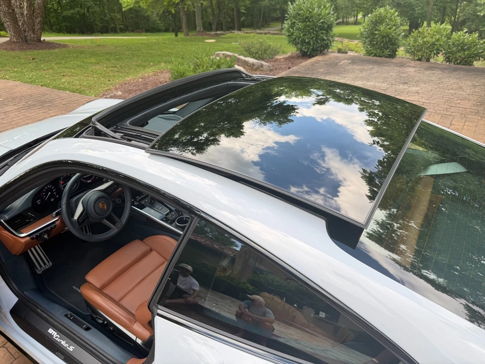 2023 Porsche 992 Turbo S - Image 20 of 31
