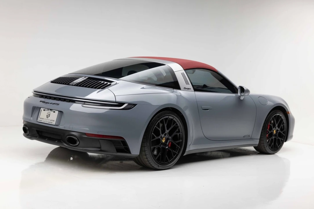 2023 Porsche 992 Targa 4 GTS - Image 27 of 31