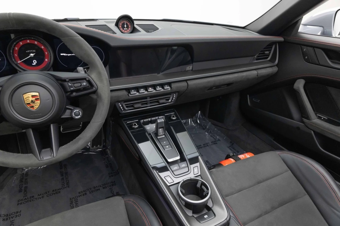 2023 Porsche 992 Targa 4 GTS - Image 18 of 31