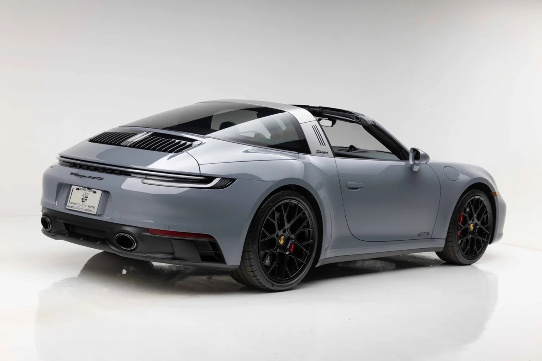 2023 Porsche 992 Targa 4 GTS - Image 11 of 31