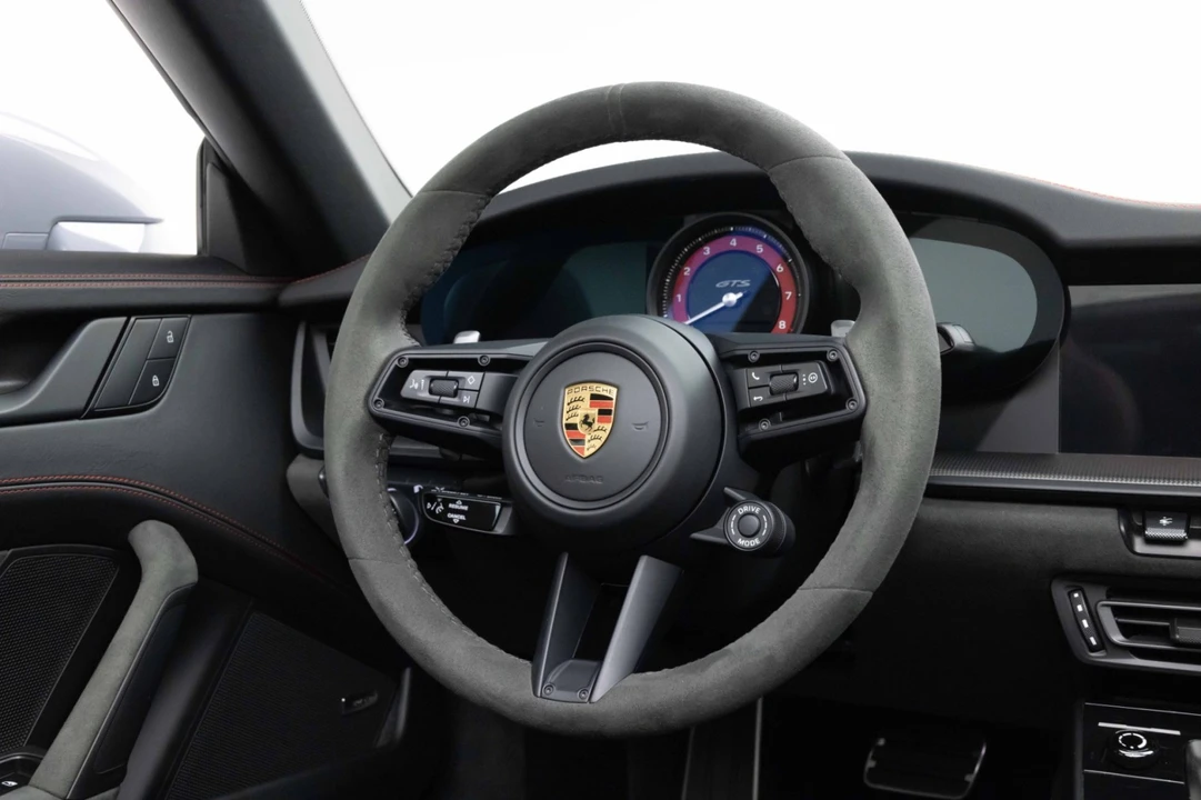 2023 Porsche 992 Targa 4 GTS - Image 10 of 31