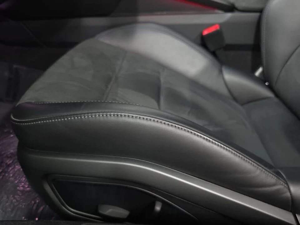 2023 Porsche 992 Targa 4 GTS - Image 25 of 31