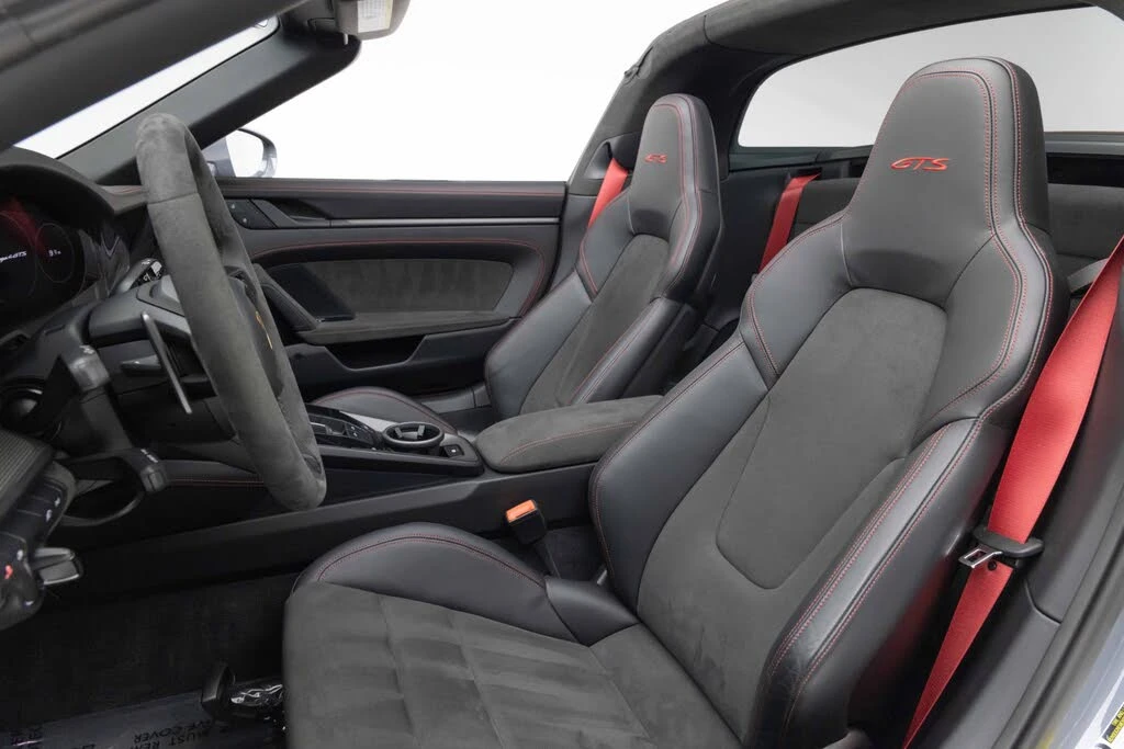 2023 Porsche 992 Targa 4 GTS - Image 8 of 31