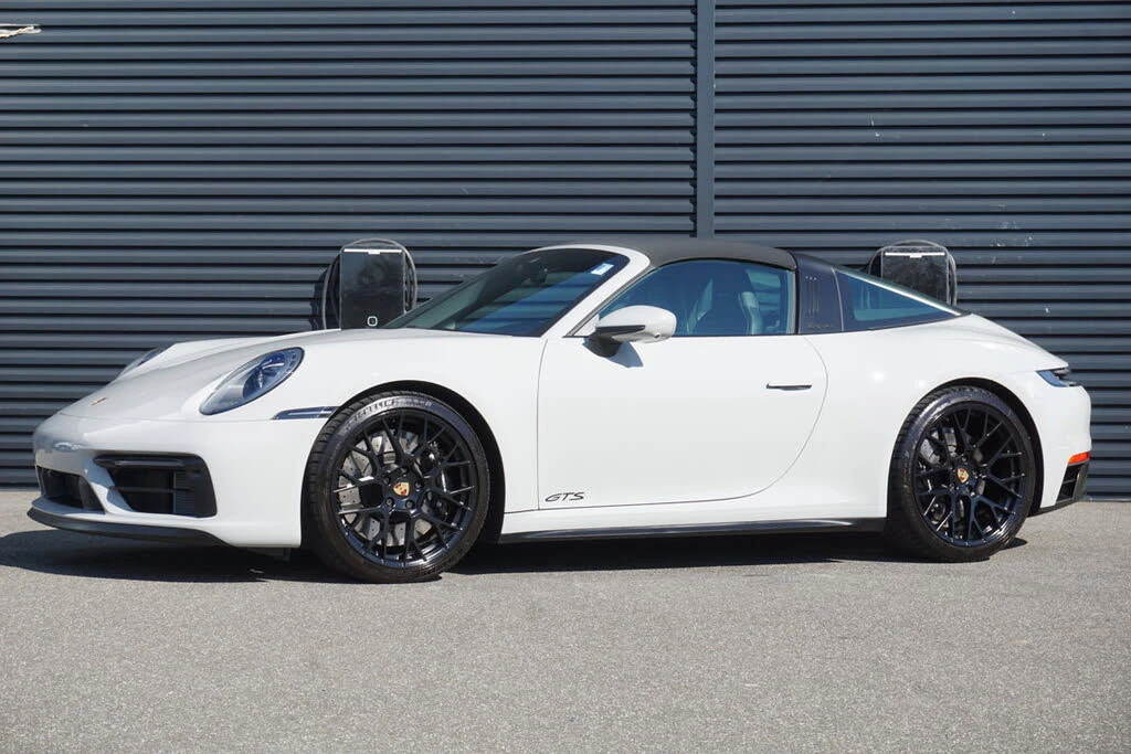 2023 Porsche 992 Targa 4 GTS - Image 2 of 7