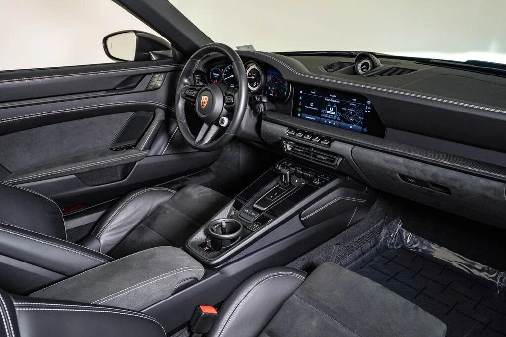 2023 Porsche 992 Targa 4 GTS - Image 18 of 31