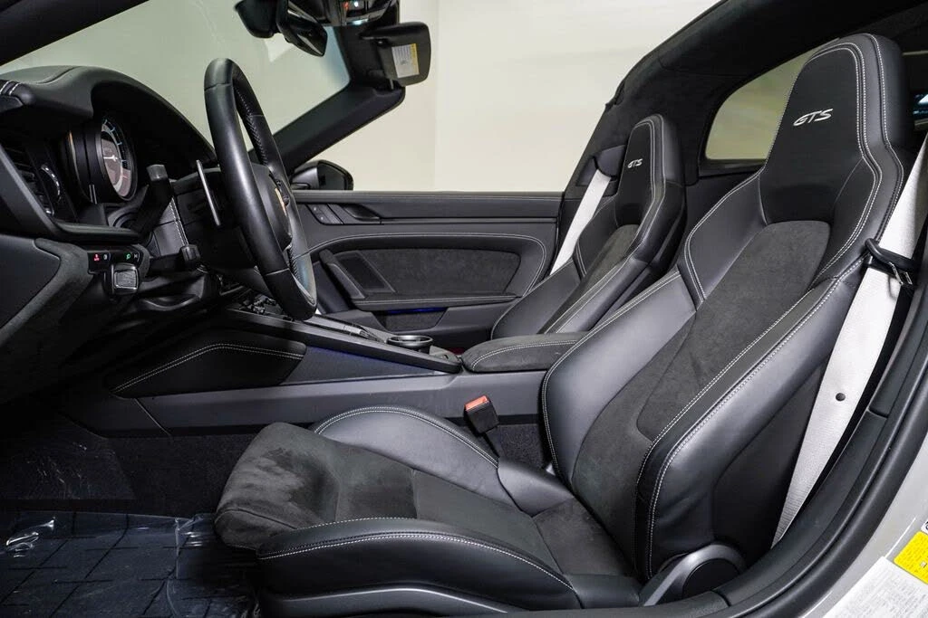 2023 Porsche 992 Targa 4 GTS - Image 21 of 31