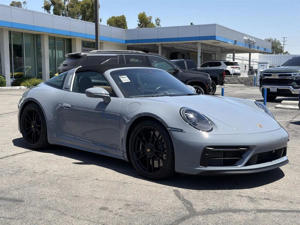 2023 Porsche 992 Targa 4 GTS - Image 29 of 31