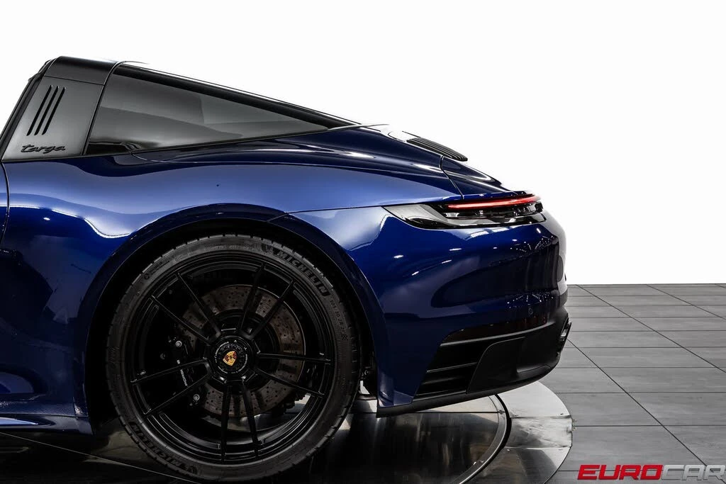 2023 Porsche 992 Targa 4 GTS - Image 18 of 31