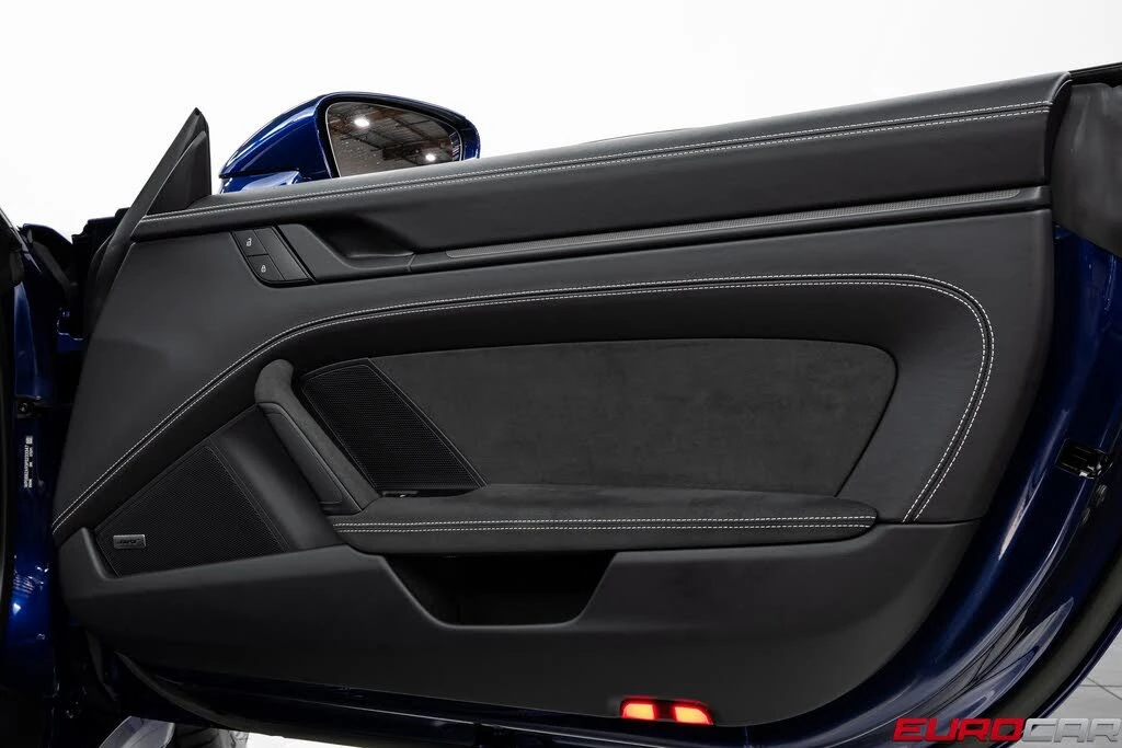 2023 Porsche 992 Targa 4 GTS - Image 27 of 31