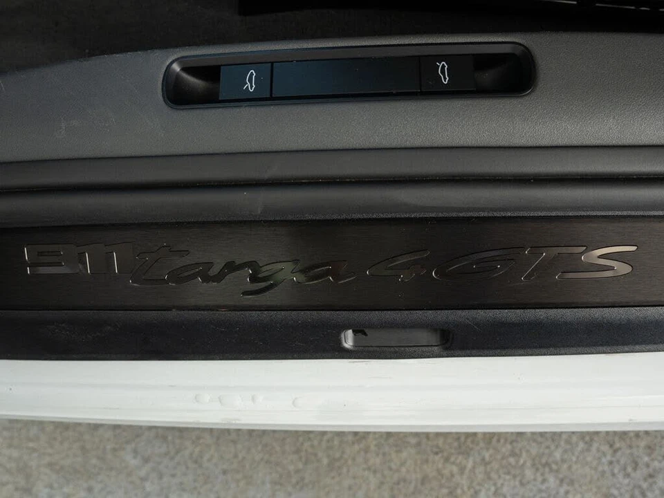 2023 Porsche 992 Targa 4 GTS - Image 19 of 29