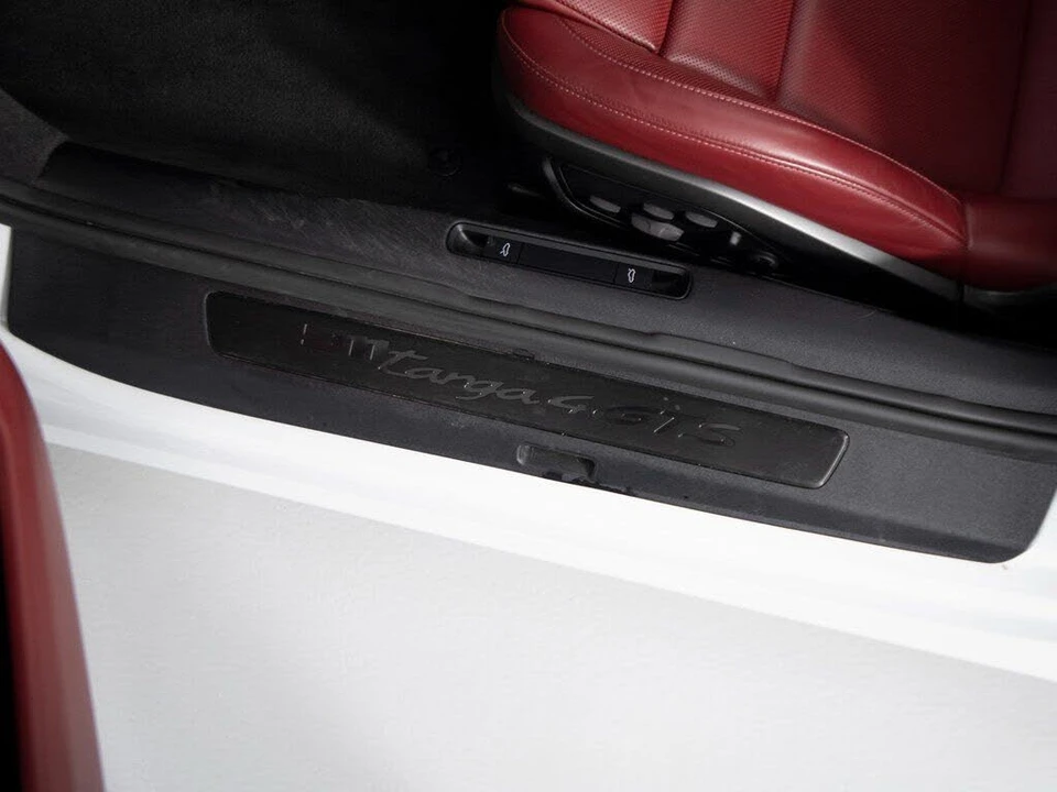 2023 Porsche 992 Targa 4 GTS - Image 23 of 31