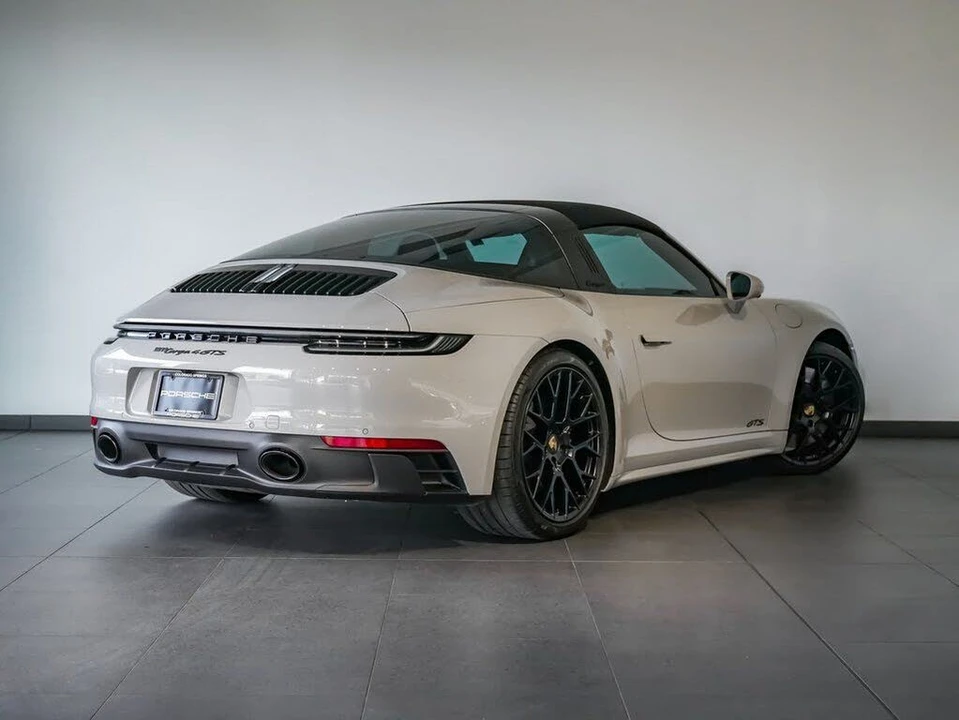 2023 Porsche 992 Targa 4 GTS - Image 7 of 31