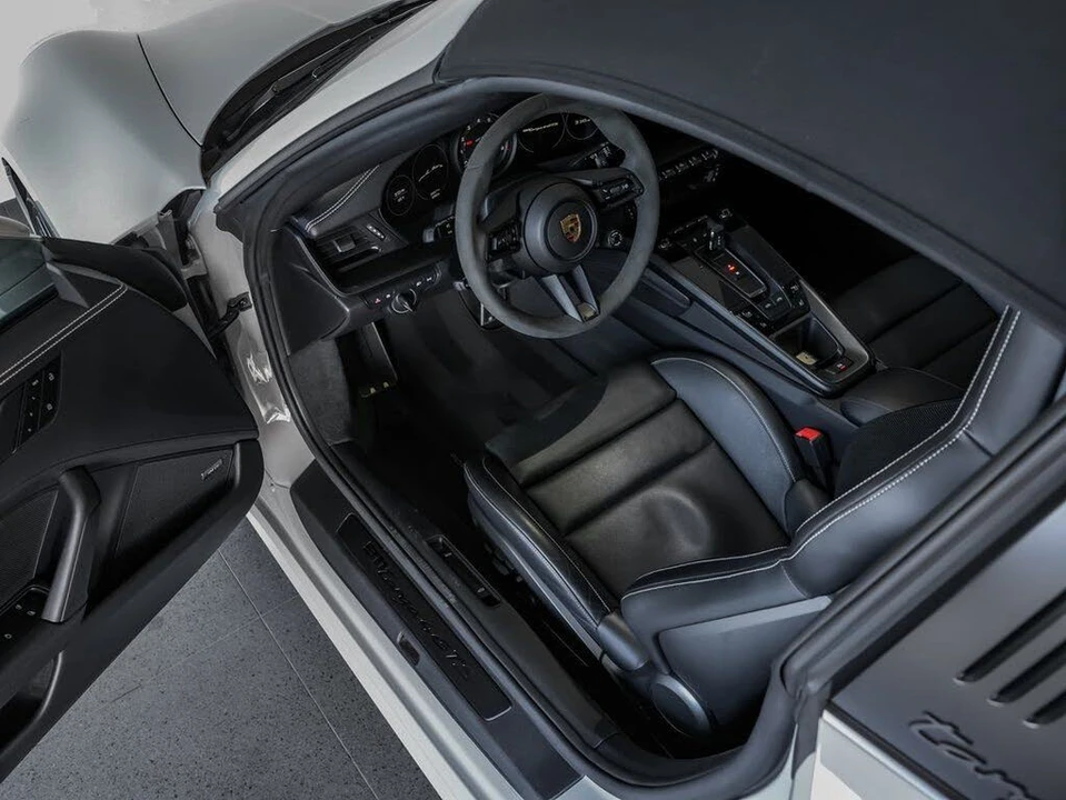 2023 Porsche 992 Targa 4 GTS - Image 4 of 31