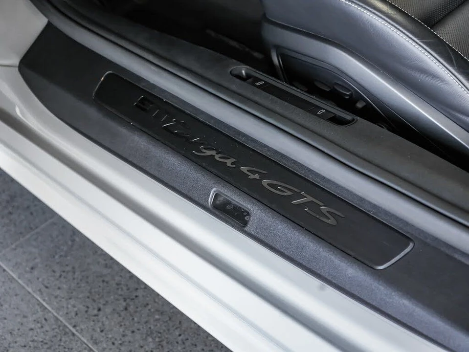 2023 Porsche 992 Targa 4 GTS - Image 15 of 31