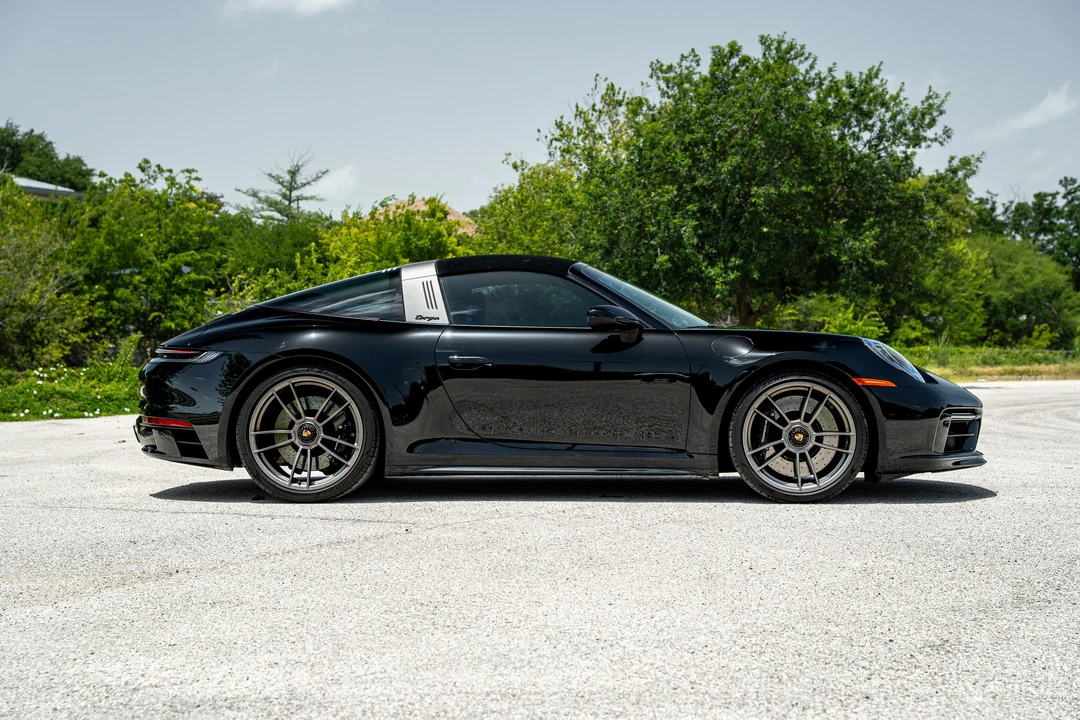 2023 Porsche 992 Targa 4 GTS - Image 5 of 31