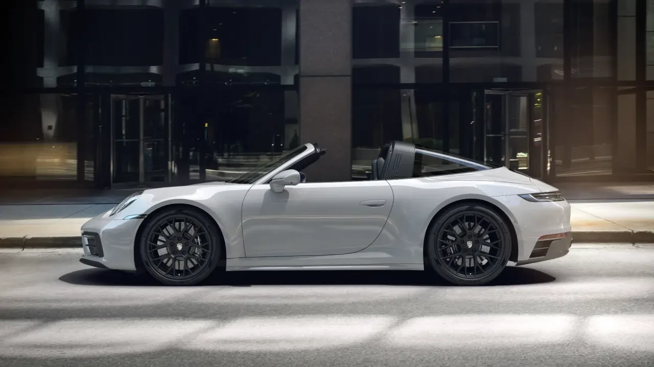 2023 Porsche 992 Targa 4 GTS - Image 4 of 8