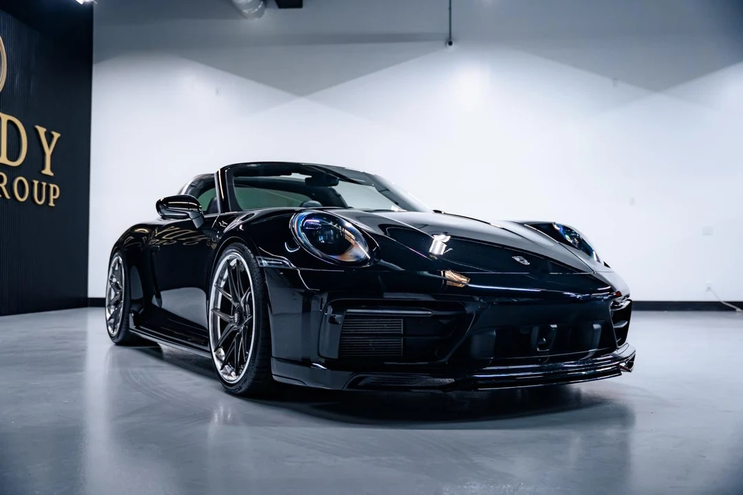 2023 Porsche 992 Targa 4 GTS - Image 7 of 31