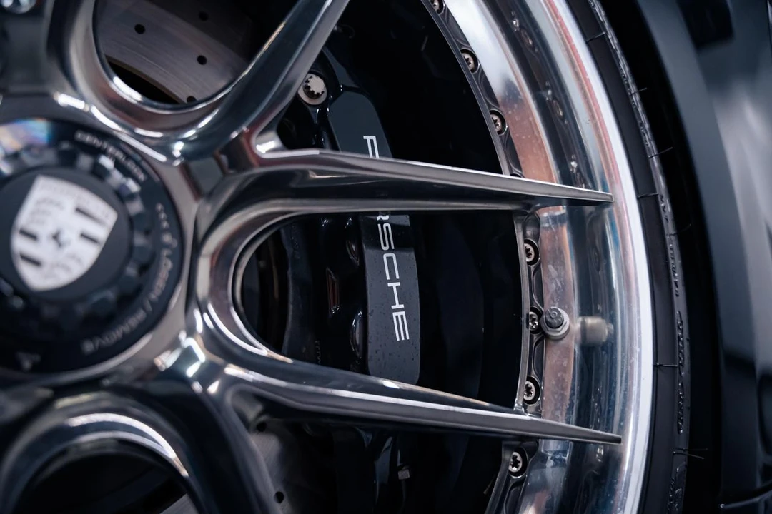 2023 Porsche 992 Targa 4 GTS - Image 19 of 31