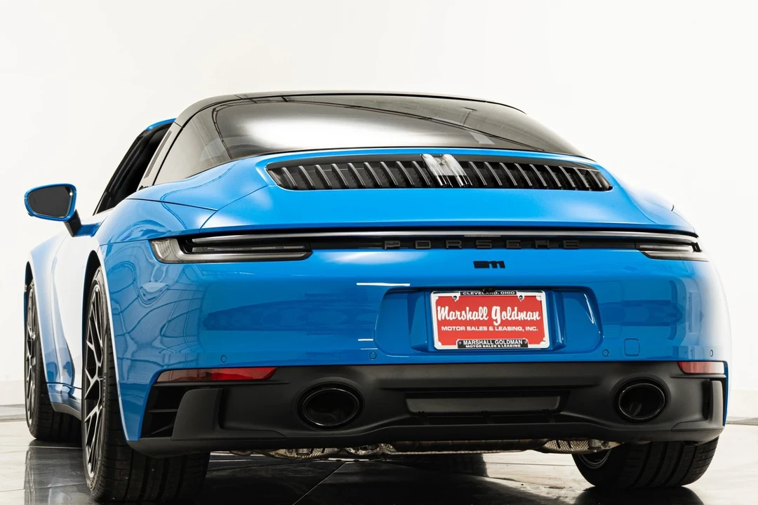 2023 Porsche 992 Targa 4 GTS - Image 7 of 21