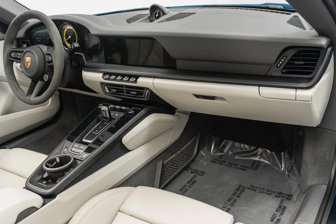 2023 Porsche 992 Targa 4 GTS - Image 14 of 21