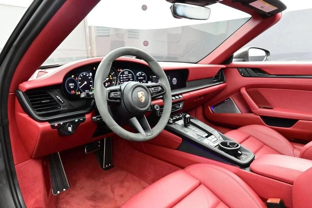 2023 Porsche 992 Targa 4 GTS - Image 4 of 5