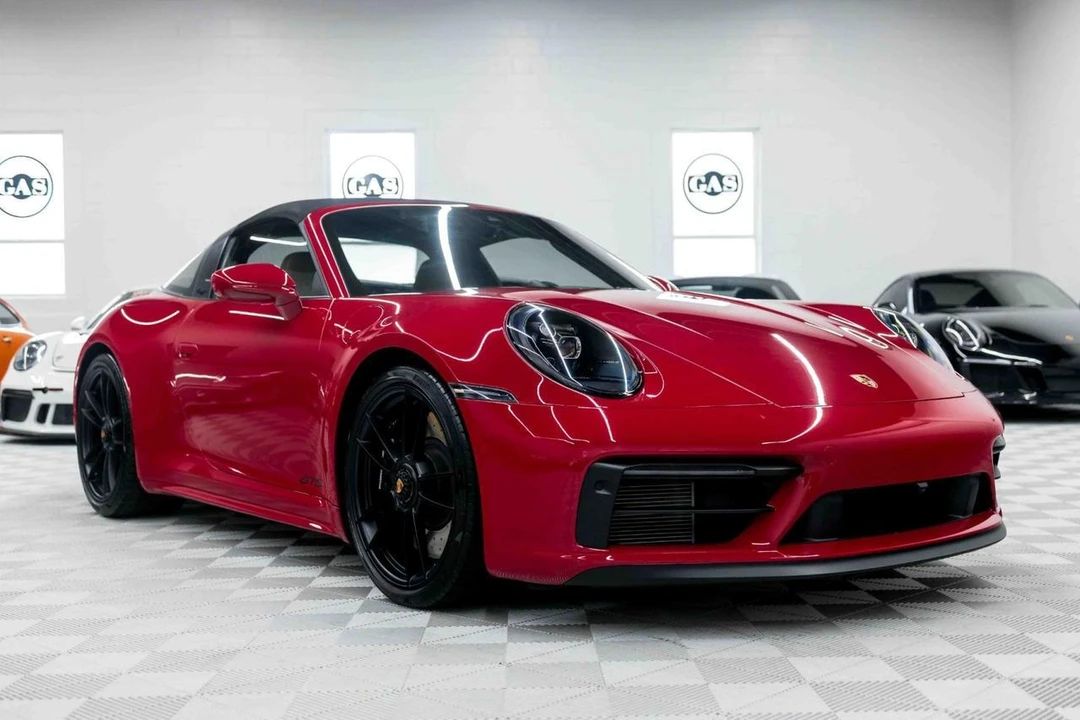 2023 Porsche 992 Targa 4 GTS - Image 12 of 31