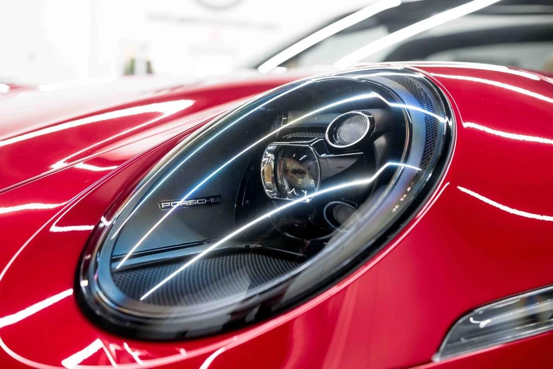 2023 Porsche 992 Targa 4 GTS - Image 19 of 31