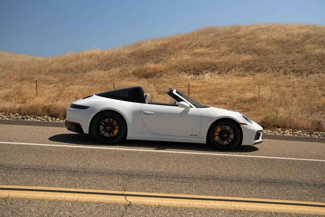 2023 Porsche 992 Targa 4 GTS - Image 7 of 31