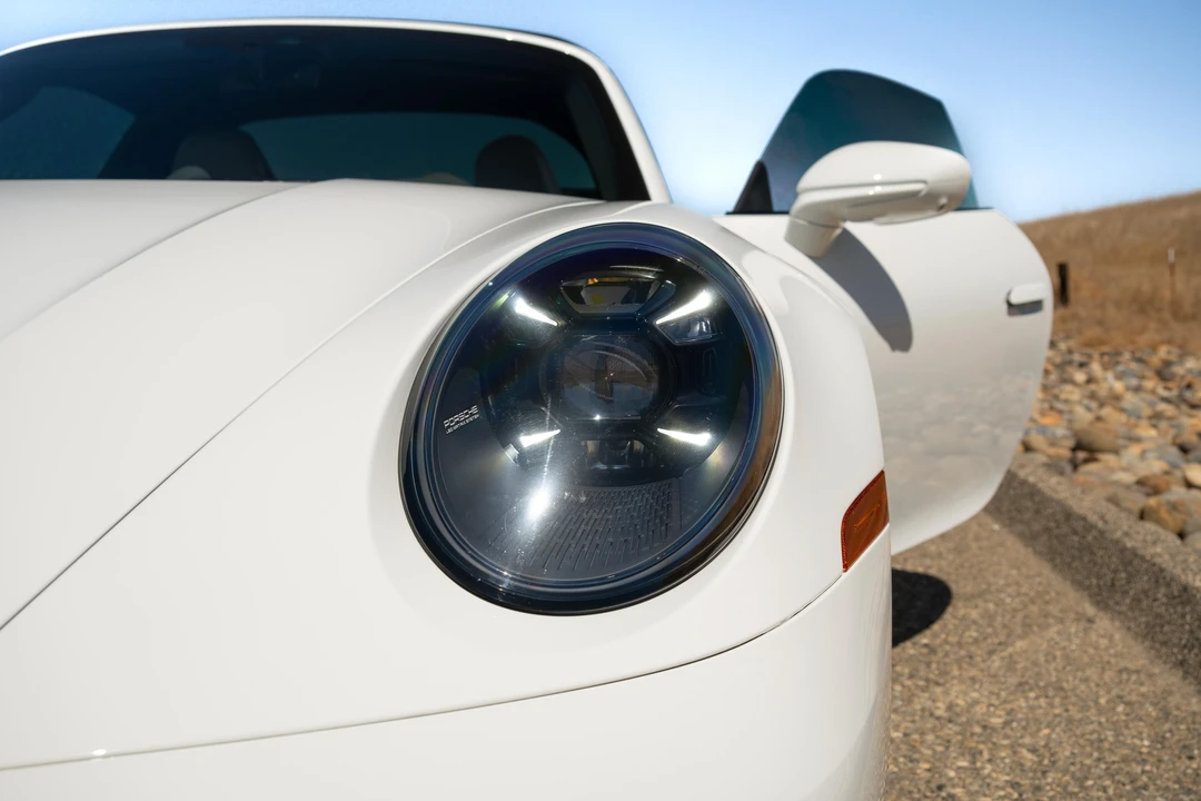 2023 Porsche 992 Targa 4 GTS - Image 18 of 31