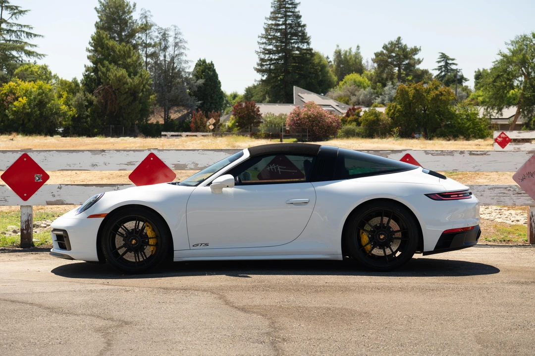 2023 Porsche 992 Targa 4 GTS - Image 9 of 31