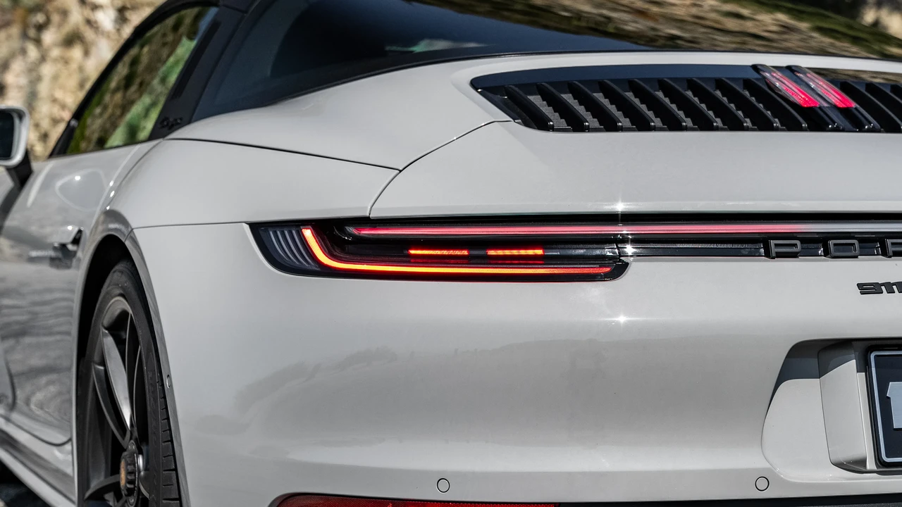 2023 Porsche 992 Targa 4 GTS - Image 26 of 31