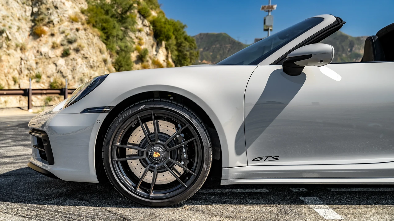 2023 Porsche 992 Targa 4 GTS - Image 21 of 31