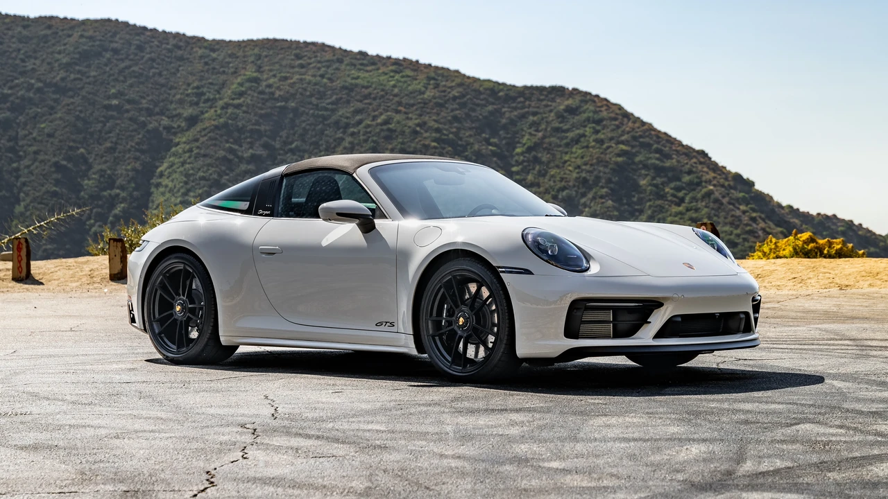 2023 Porsche 992 Targa 4 GTS - Image 12 of 31