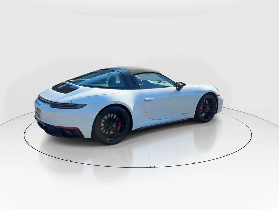 2023 Porsche 992 Targa 4 GTS - Image 17 of 31