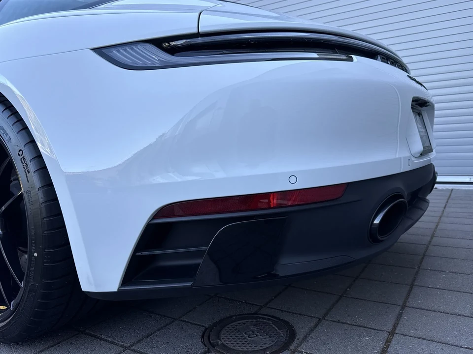 2023 Porsche 992 Targa 4 GTS - Image 23 of 31