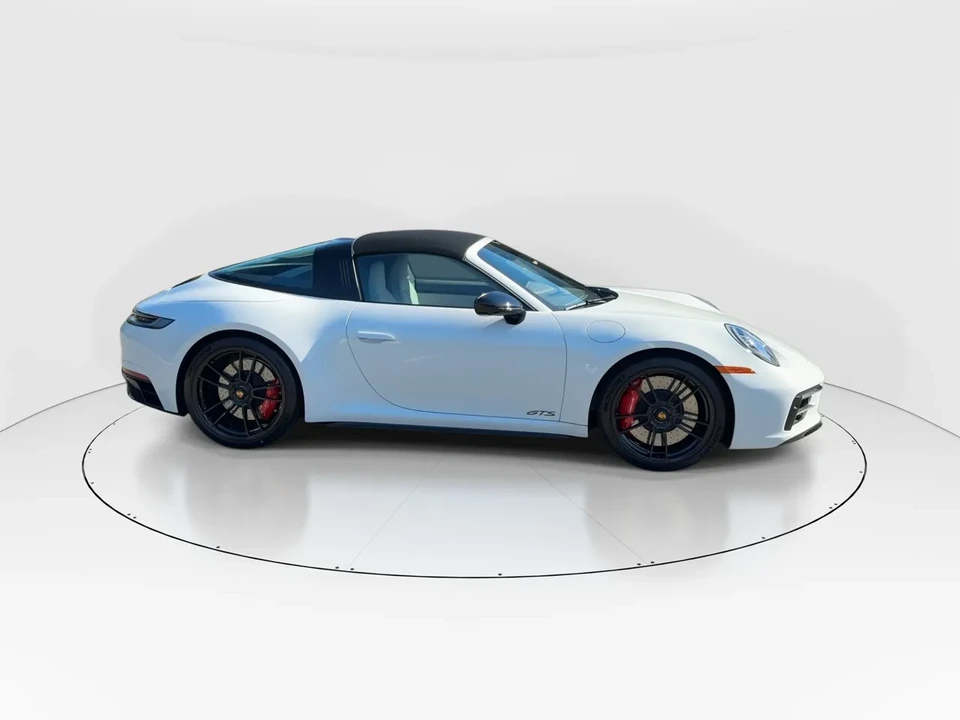 2023 Porsche 992 Targa 4 GTS - Image 19 of 31
