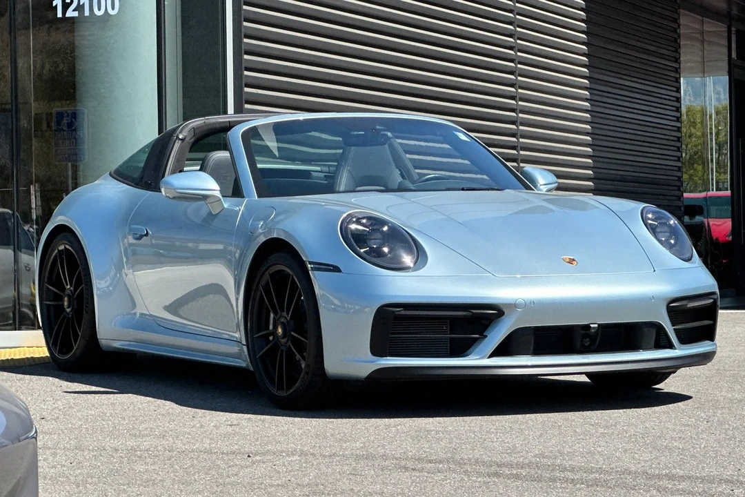 2023 Porsche 992 Targa 4 GTS - Image 10 of 21