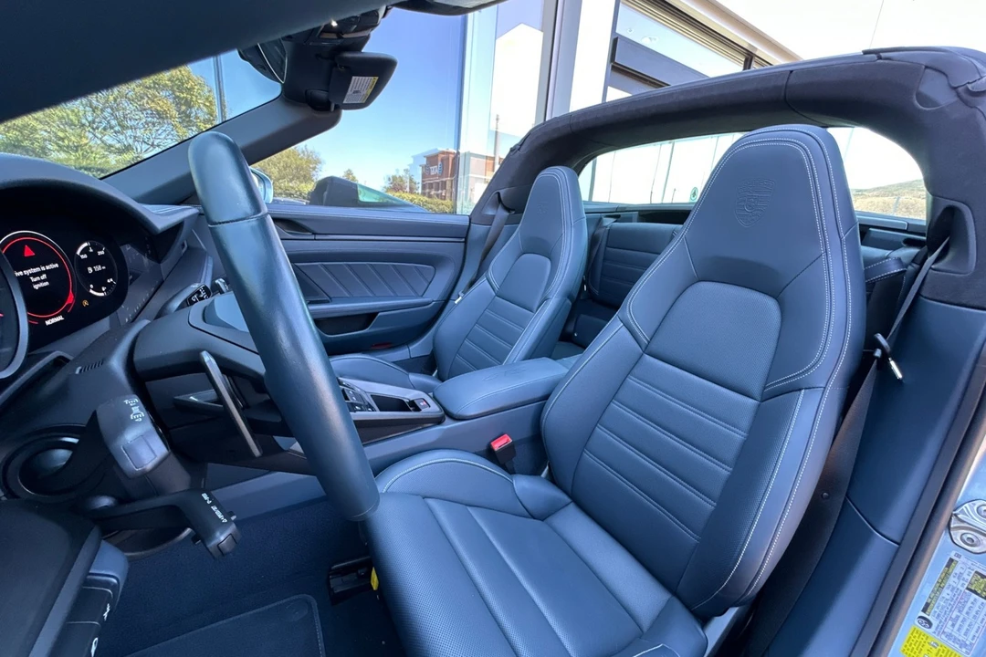 2023 Porsche 992 Targa 4 GTS - Image 5 of 21