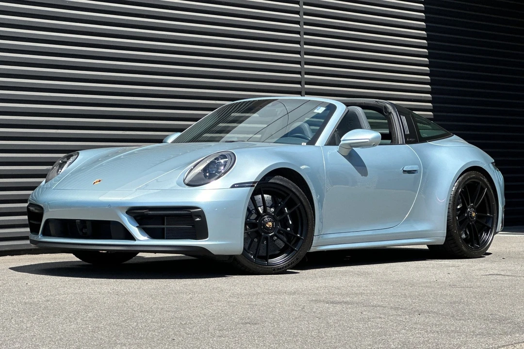 2023 Porsche 992 Targa 4 GTS - Image 12 of 21